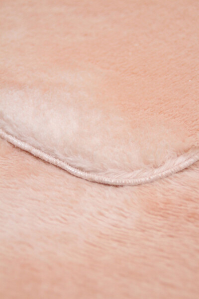 Pink Oval Shaggy Rug Soft Non-Slip Dot Base Antibacterial - 17