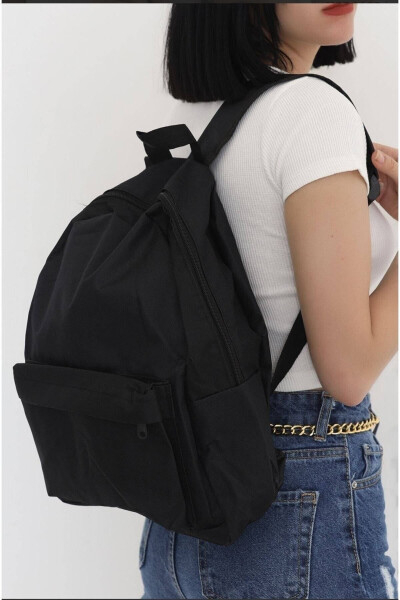 Plain Black Daily Travel Course Backpack - 12