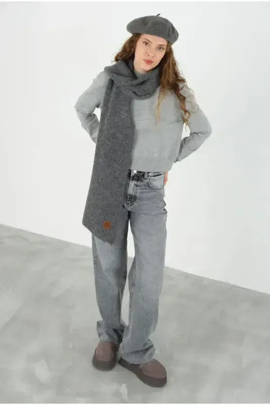 Plain Knit Scarf Anthracite - 8