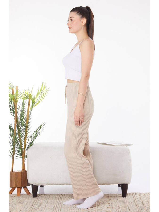 Plain Mid-Rise Women's Beige Sweatpants - 4