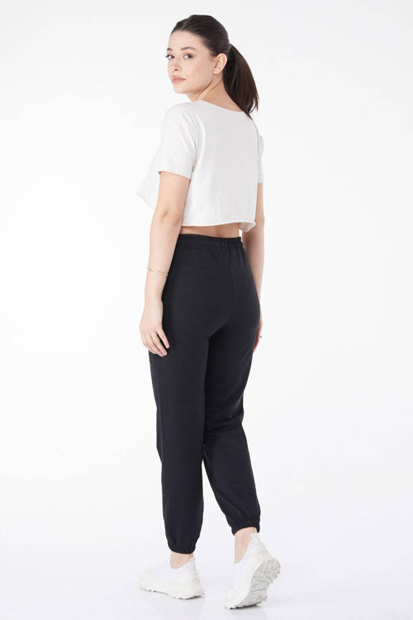 Plain Mid-Rise Women's Black Sweatpants - 25327 - 17