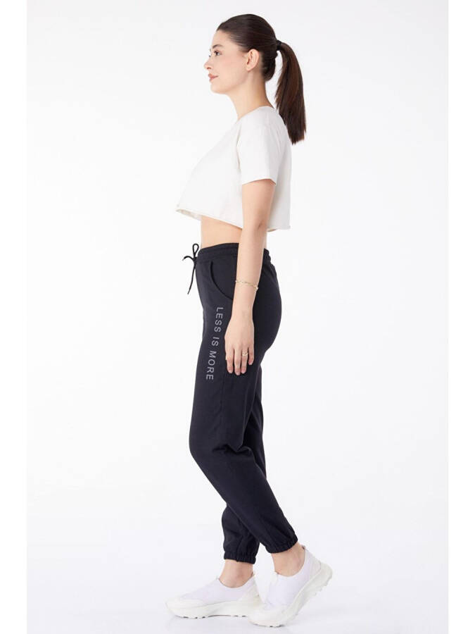 Plain Mid-Rise Women's Black Sweatpants - 25327 - 10