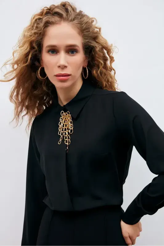 Plain Shirt with Chain Accessory - Black - 3