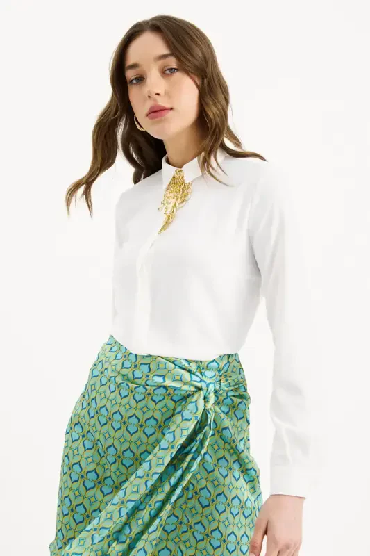 Plain Shirt with Chain Accessory - Ecru - 1