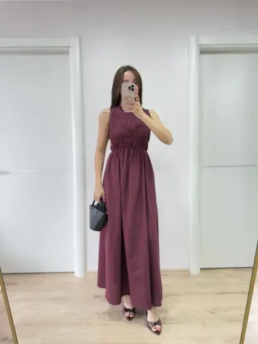 Платье длинное без рукавов на бретелях - бордовый - 3