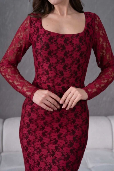 Платье из лайкры с кружевом. - 7