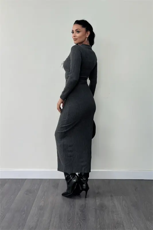 Платье из трикотажа и ткани с оборками - СЕРОЕ - 5