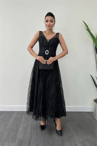Платье миди на бретельках из блестящей ткани - ЧЕРНОЕ - 1