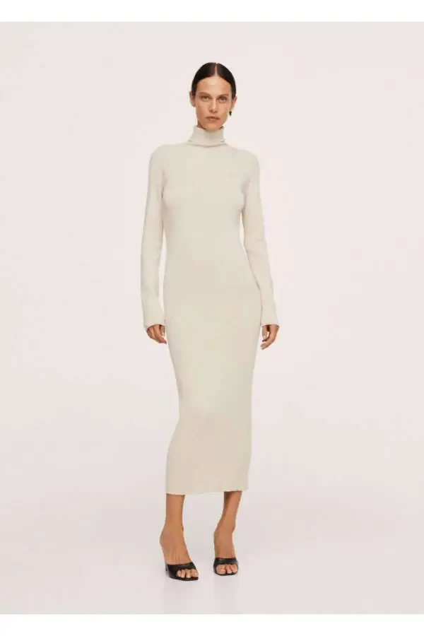 Платье с разрезом сзади - 2