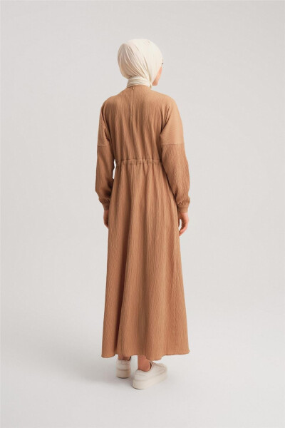 Платье с вышивкой на поясе Armine 24Y9811 Camel - 12