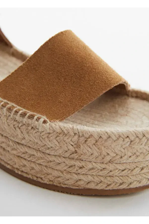 Platform Leather Sandals - 5