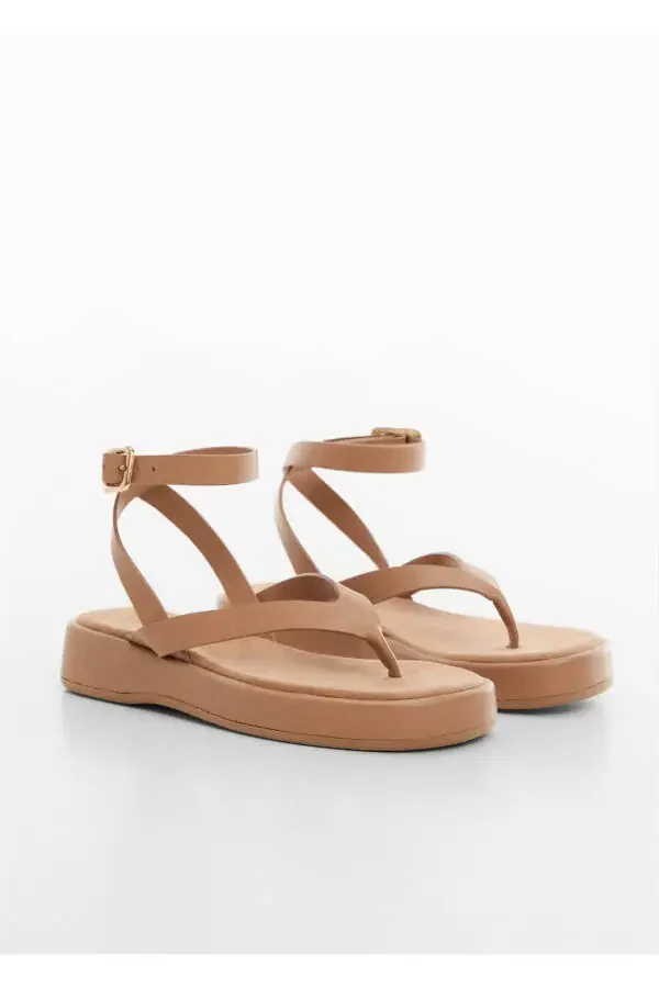 Platform sandals with straps - 1