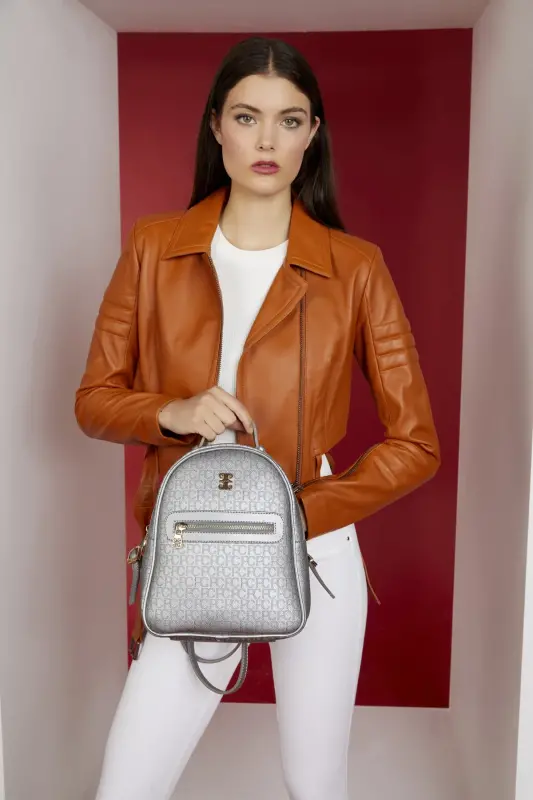 Platin Küçük Alfabe Kadın Sırt Çantası 05PO22Y1541-Küçük Alfabe Platin - PIERRE CARDIN