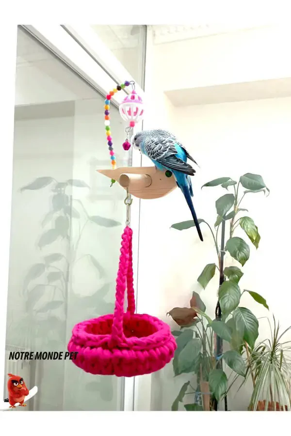 Play area with hammock on suction cups - 7