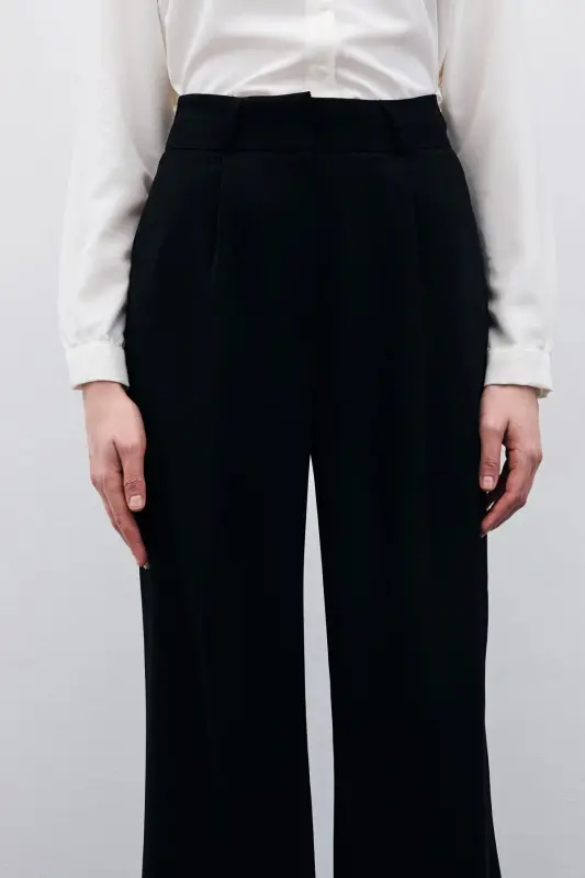 Pleated Crepe Pants - Black-BLACK - 5