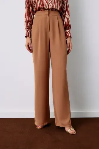 Pleated Crepe Trousers - Camel - 5