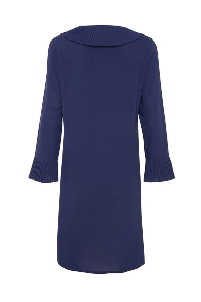 Pleated Neckline and Cuff Tunic - 3