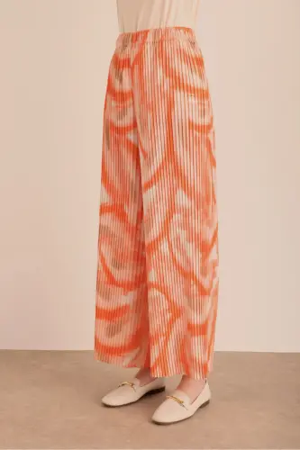 Pleated Patterned Pants - 5