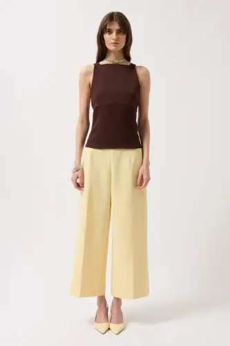 Pleated Strapless Blouse - 10