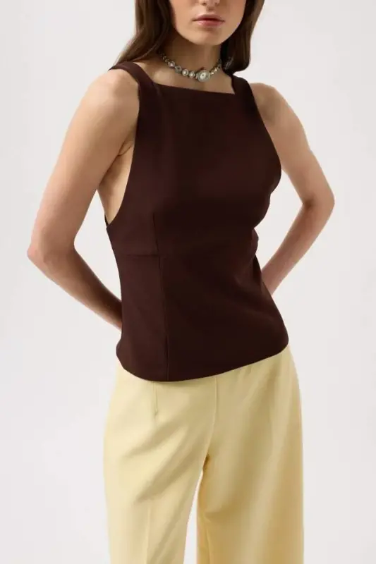 Pleated Strapless Blouse - 11