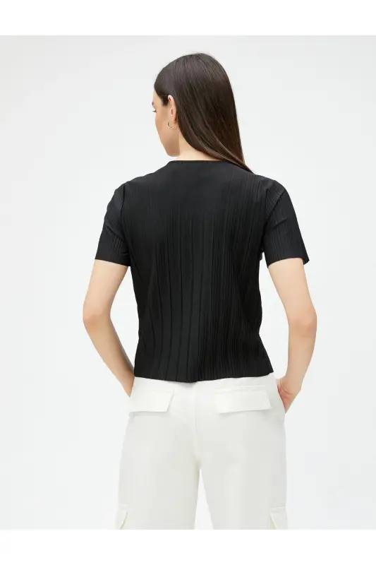 Pleated T-Shirt Short Sleeve Crew Neck-Black - 4