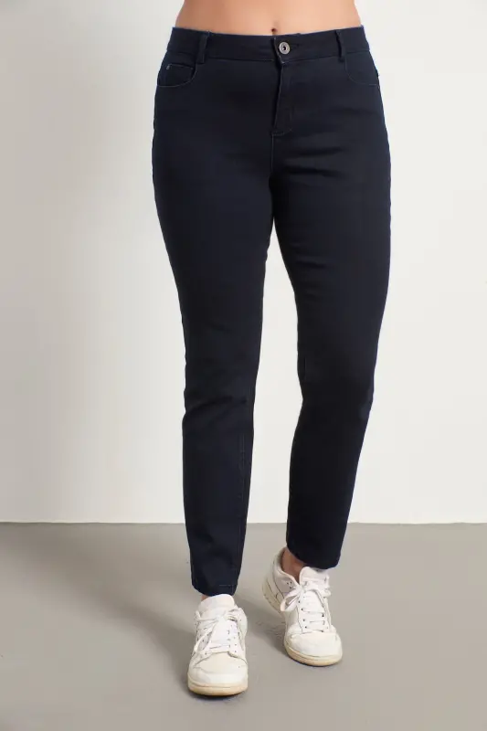 Plus Size 5-Pocket Denim Jeans - 1