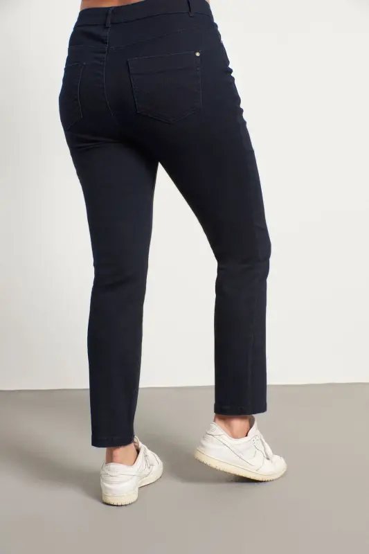 Plus Size 5-Pocket Denim Jeans - 2