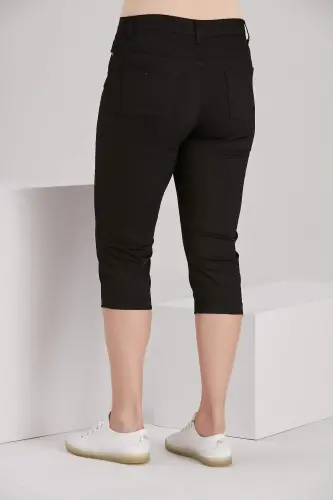 Plus Size Black Cotton Capri - 3