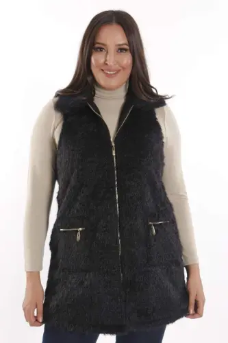 Plus Size Black Fur Vest with Zipper and Pocket Detail - 1