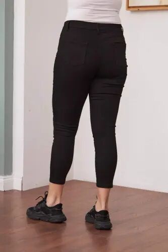 Plus Size Black Jeans with Stone Detail - 4