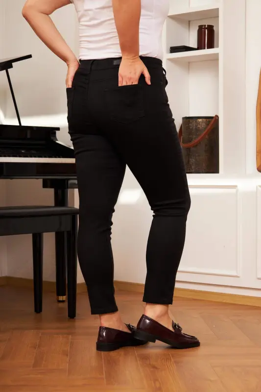 Plus Size Black Pants - 4