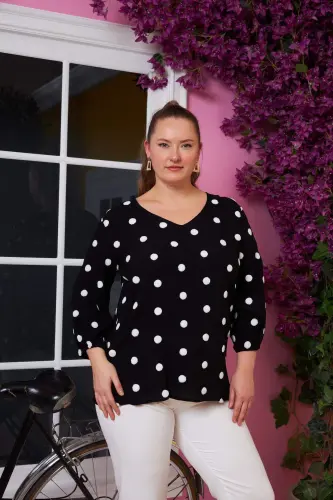 Plus Size Black V-Neck Slit Blouse - 1