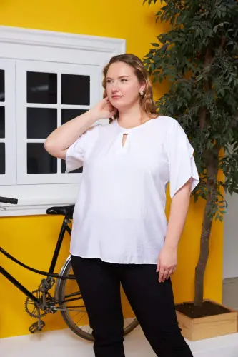 Plus Size Blouse White with Collar and Sleeve Detail - 4