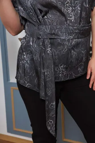 Plus Size Blouse with Belt Accessory Black - BÜYÜKBEDENIZ (1)