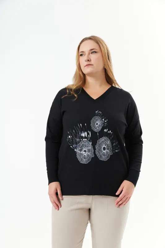 Plus Size Cashmere Blend V-Neck Printed Knit Sweater Black - 1