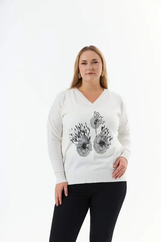 Plus Size Cashmere Blend V-Neck Printed Knit Sweater Ecru - 4