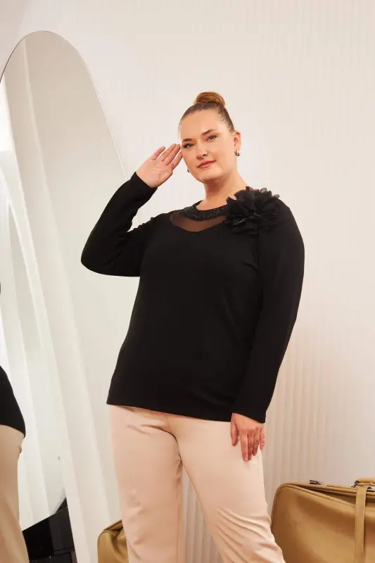 Plus Size Collar Detail Blouse Black - 7