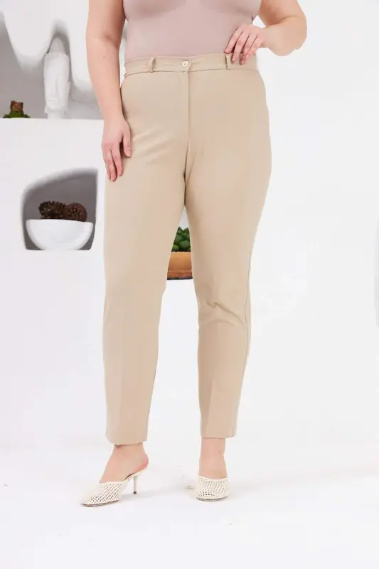 Plus Size Cream Fabric Trousers with Pocket Detail - BÜYÜKBEDENIZ