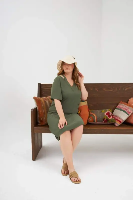 Plus Size Dress with Collar Detail and Slit, Khaki - 4