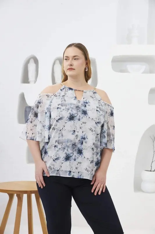 Plus Size Lined Blouse with Necklace Detail Ecru - 1