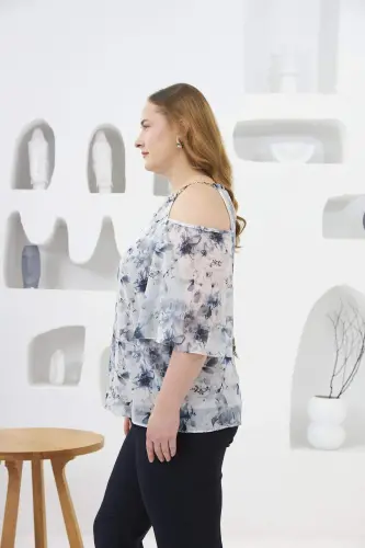 Plus Size Lined Blouse with Necklace Detail Ecru - BÜYÜKBEDENIZ (1)