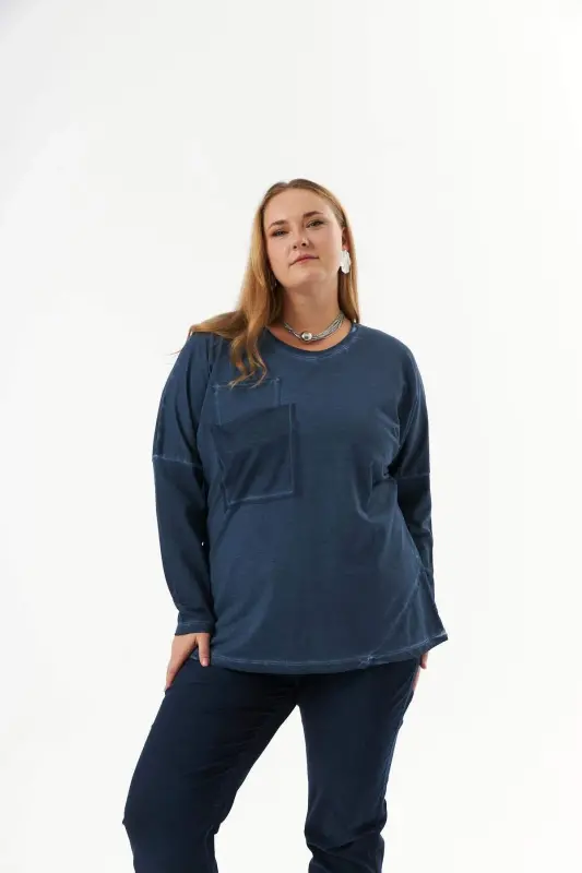 Plus Size Pocket Detail Piece Dye Sweatshirt Indigo - BÜYÜKBEDENIZ