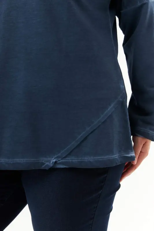 Plus Size Pocket Detail Piece Dye Sweatshirt Indigo - 12