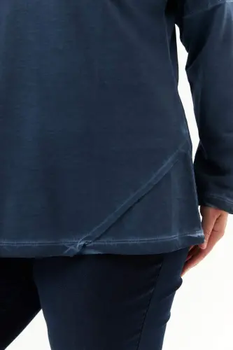 Plus Size Pocket Detail Piece Dye Sweatshirt Indigo - 4
