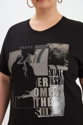 Plus Size Printed T-Shirt Black - 4