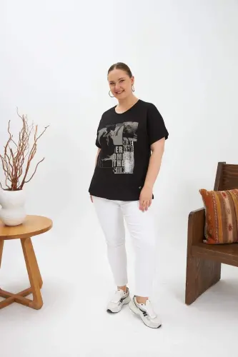 Plus Size Printed T-Shirt Black - 6