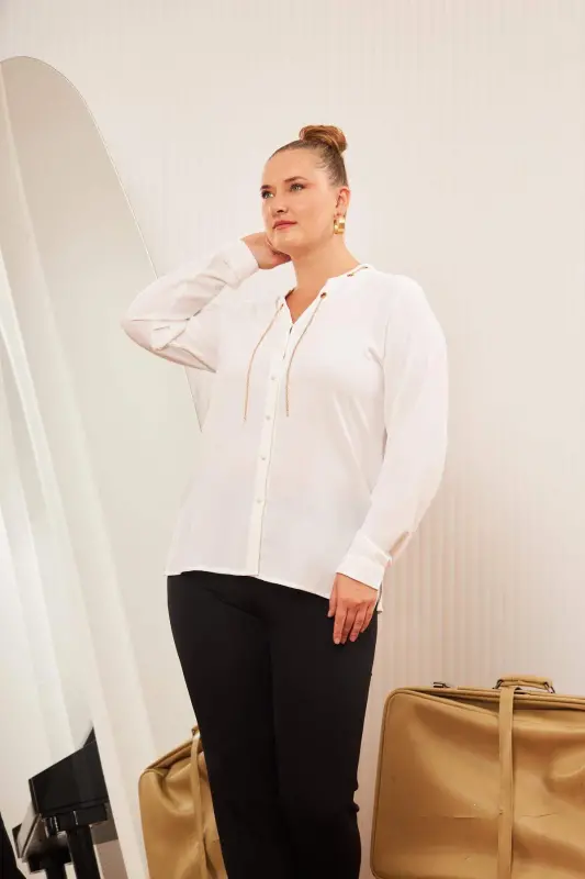 Plus Size Shirt Ecru with Necklace Accessory - 4