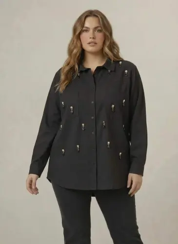 Plus Size Shirt with Pendulum Accessory Black - BÜYÜKBEDENIZ (1)