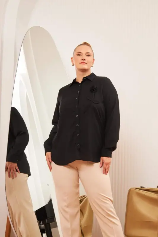 Plus Size Shirt With Rose Accessory Black - BÜYÜKBEDENIZ