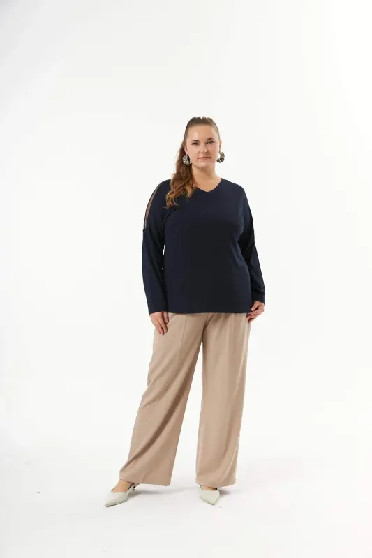 Plus Size Shoulder and Back Stone Detail Knitted Blouse Navy Blue - 4